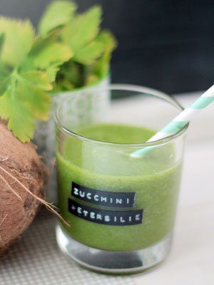 Green smoothies recipes: 5 x salad to drink