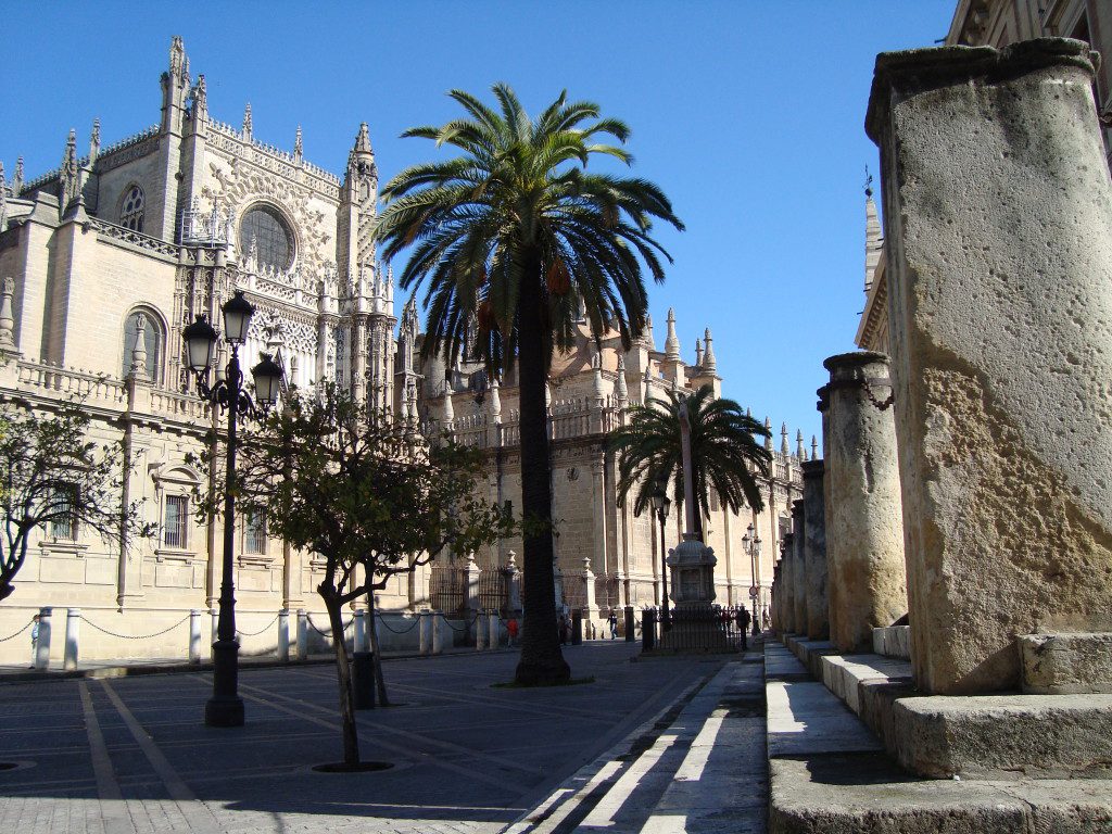 side view from outside - Seville Cathedral